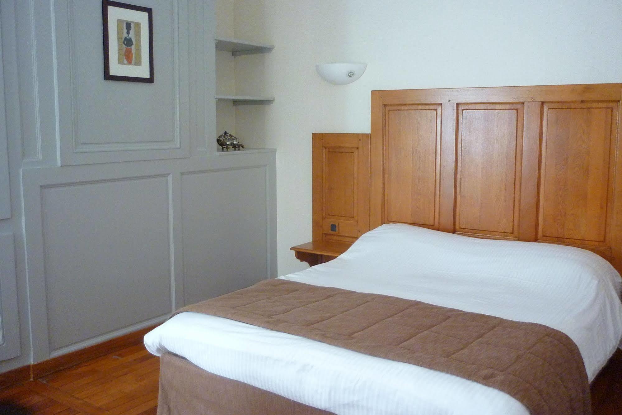 Appart Hotel Charles Sander 살랭레뱅 외부 사진