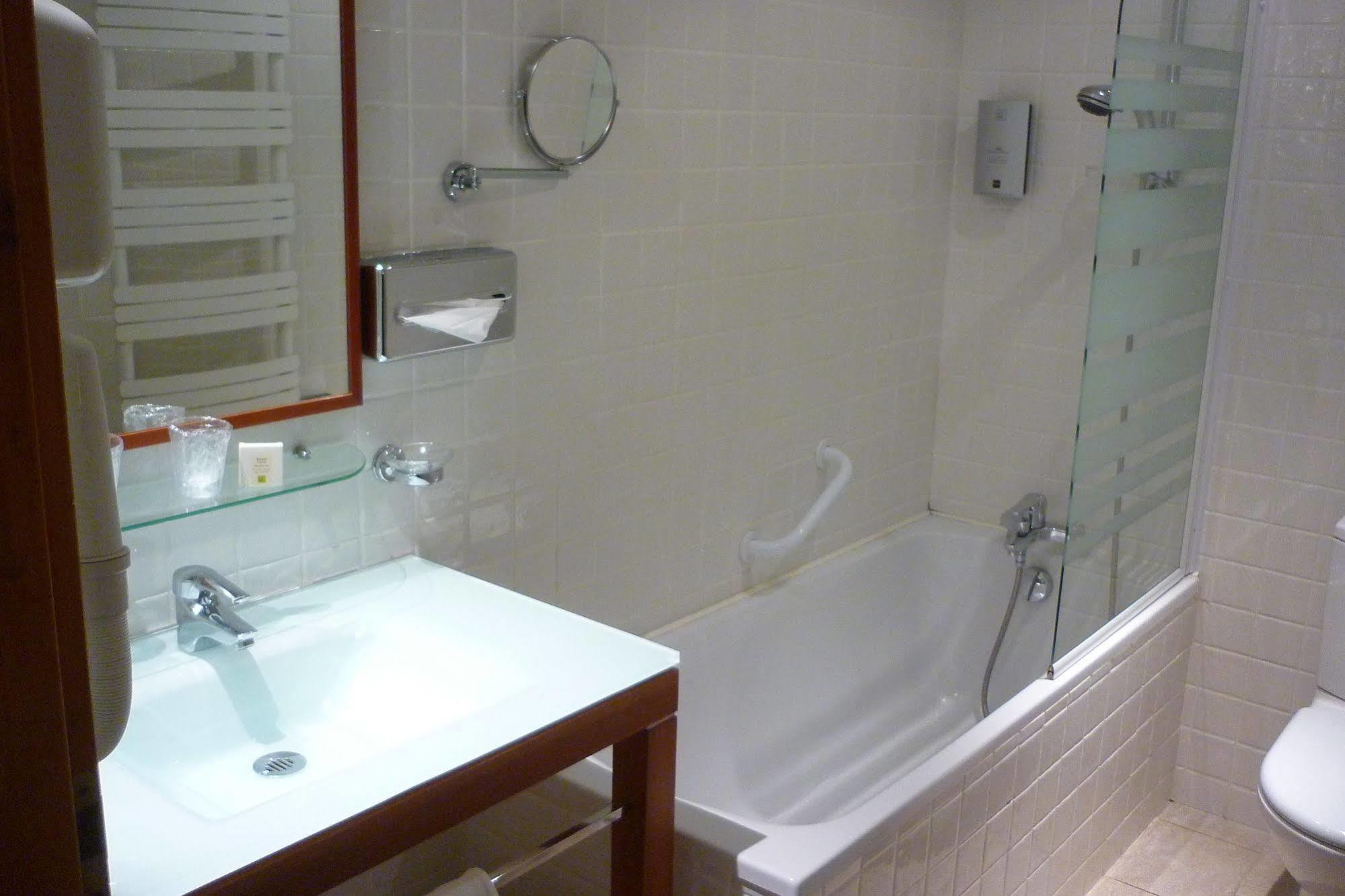 Appart Hotel Charles Sander 살랭레뱅 외부 사진