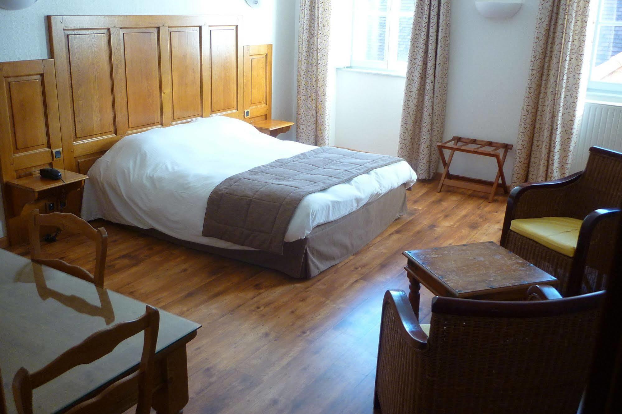 Appart Hotel Charles Sander 살랭레뱅 외부 사진