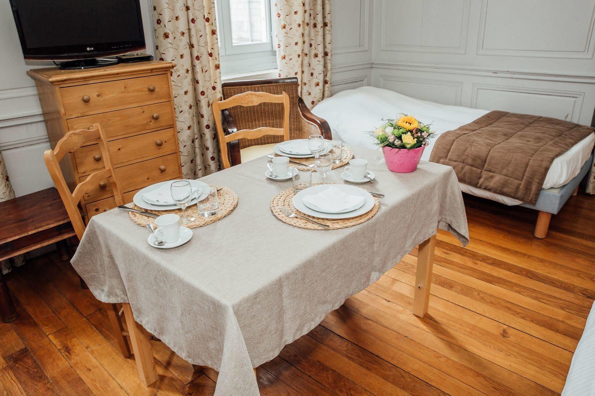 Appart Hotel Charles Sander 살랭레뱅 외부 사진
